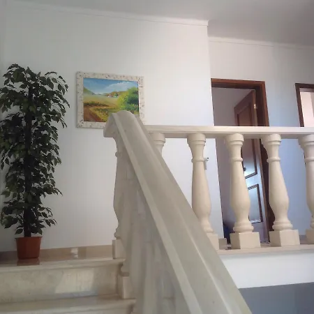 Lugar De *